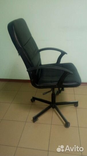 Офисное кресло бу