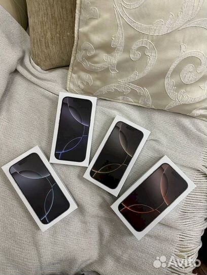 Коробка от iPhone 16 pro