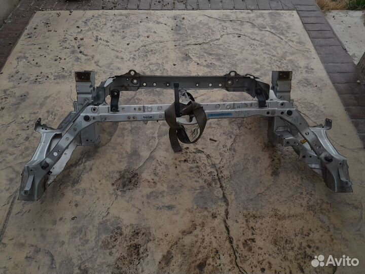 Рамка радиатора (телевизор) Honda stream rn1