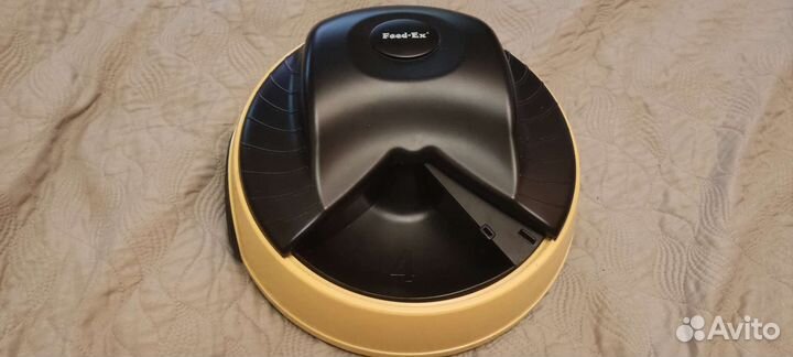 Автоматическая кормушка для животных