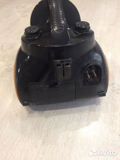 Пылесос б/у. На запчасти