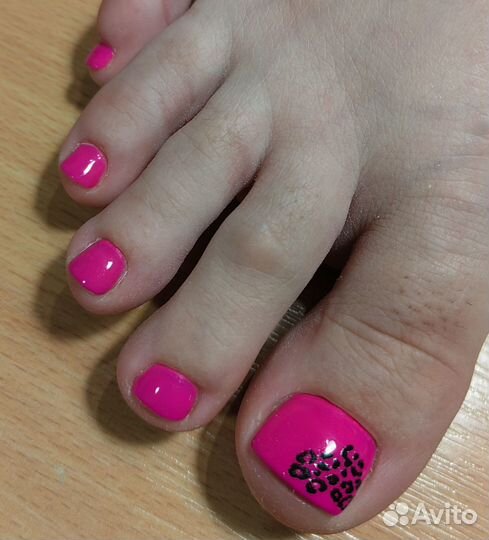 Маникюр педикюр