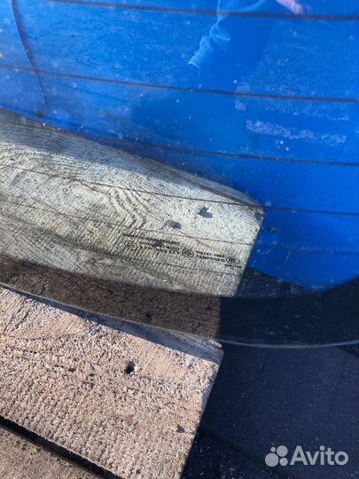 Стекло заднее для Mazda 3 2003-2009