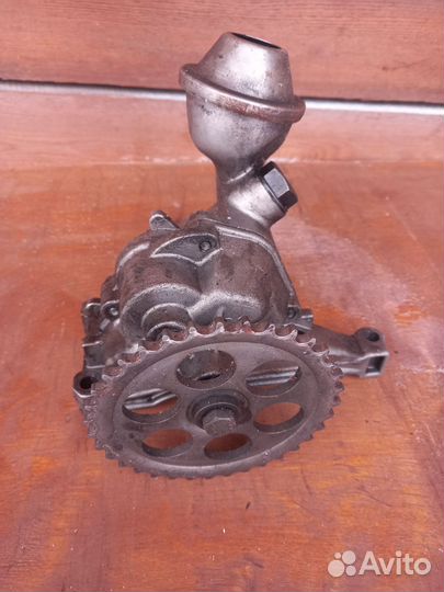 Масляный насос Mercedes sprinter 601 ом 2.3