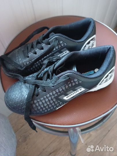 Футбольные бутсы для зала детские