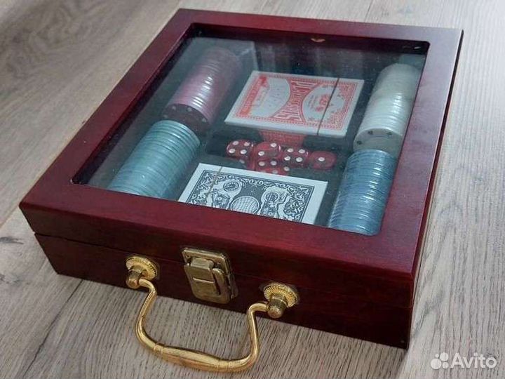 Игральный набор Покер