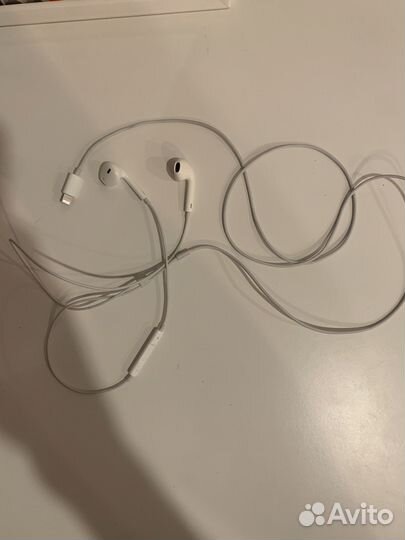 Наушники apple earpods lightning