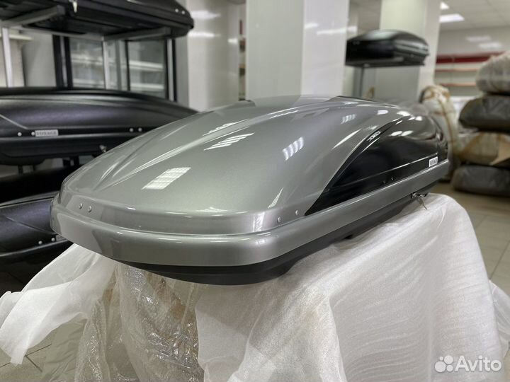 Автобокс Voyage 440л 175см цвет Титан с U глянец