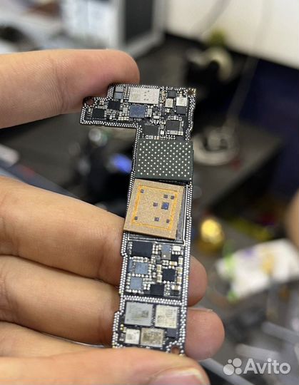 Сложный ремонт iPhone