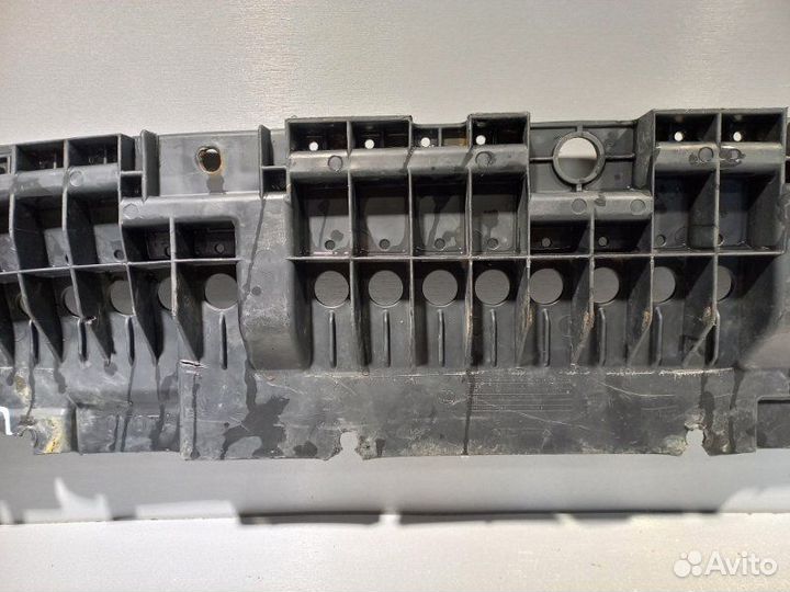 Пыльник передний Toyota Auris 2011