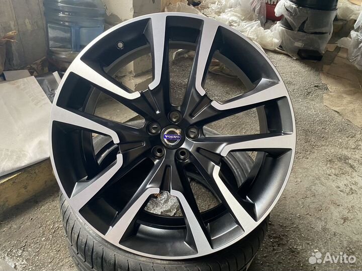 Новые оригинальные диски Volvo XC60 R22