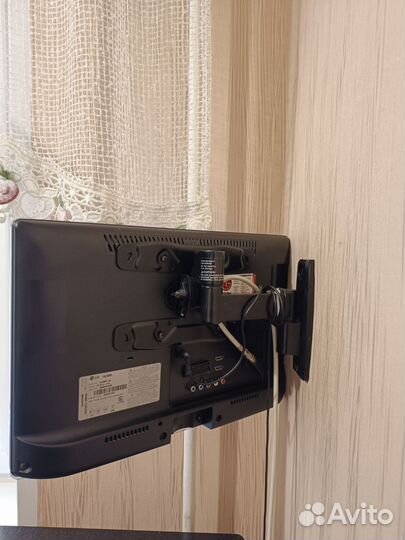 Телевизор на кухню LG 19