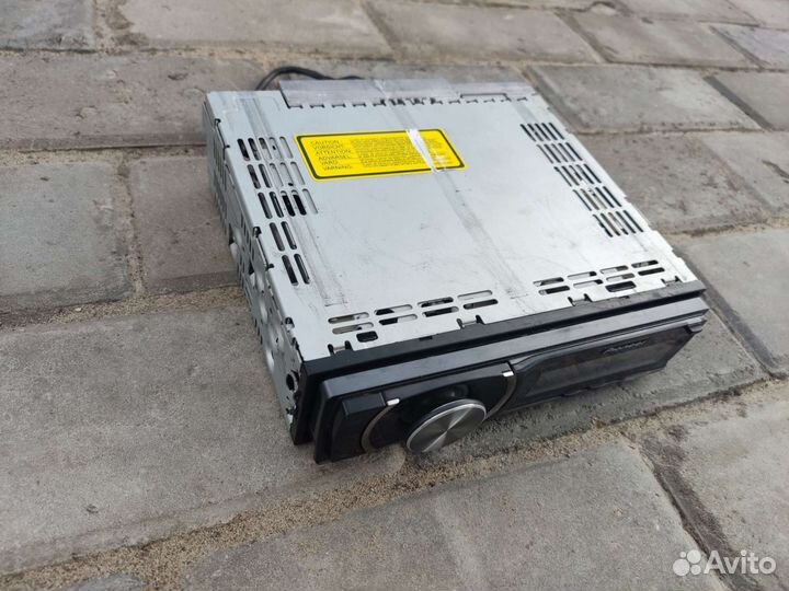 Продам магнитолу Piooner DH6000