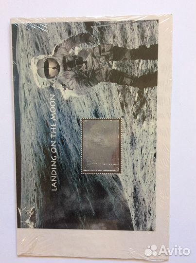 Марка Landing on the Moon