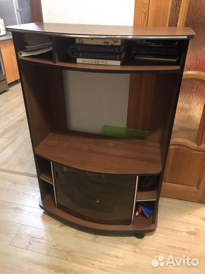 Тумба под телевизор