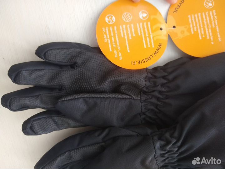 Демисезонные перчатки Lassie Jensi