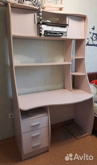 Стол для школьника б/у