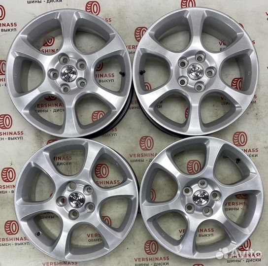 Диски lexus Toyota R17 5/114.3 цо 60.1 мм