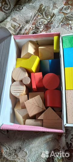 Кубики деревянныеТомик и другие
