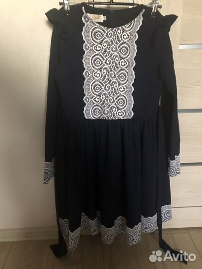 Школьное платье для девочки синее 146