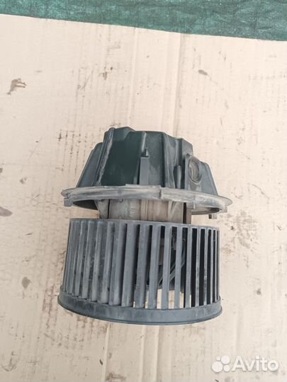 Моторчик отопителя Nissan Almera G15 2014 г