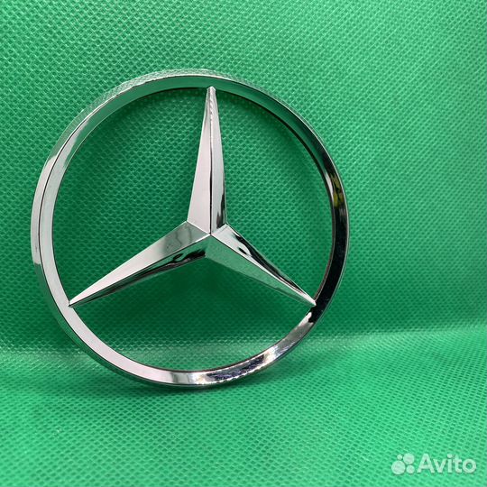 Эмблема на крышку багажника Mercedes (стрела)