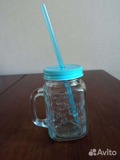 Стеклянная кружка для напитков