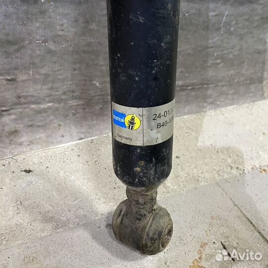 Амортизатор подвески задний Мерседес W140