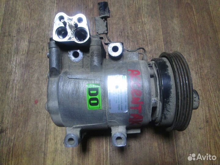 Компрессор кондиционера Hyundai Accent