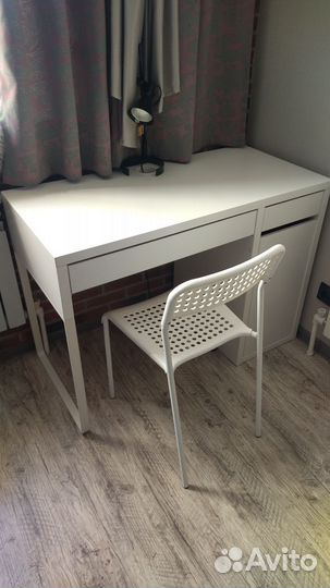Письменный стол IKEA