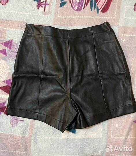 Кожаные шорты
