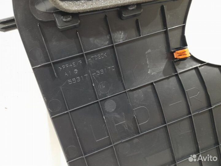 Накладка торпедо правая боковая Toyota Camry Xv70