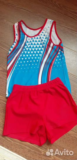 Гимнастичемкий купальник для мальчика