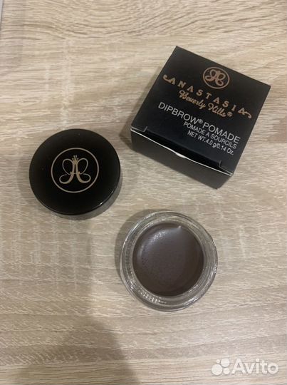 Помадка для бровей