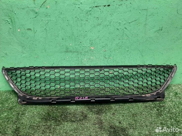 Решетка бампера Renault Logan 1 (LS0H) 2013