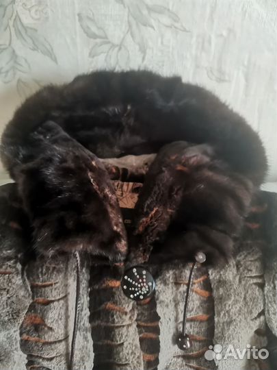 Полушубок мутоновый с капюшоном