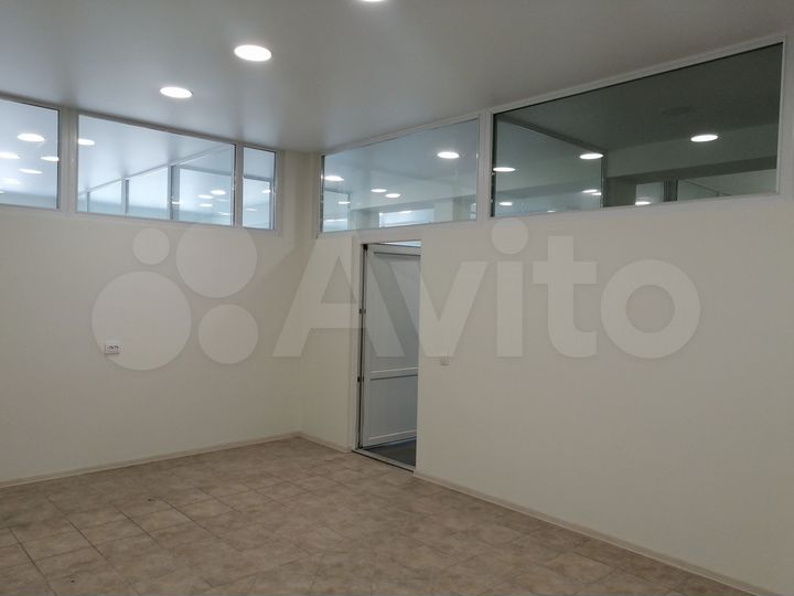 Аренда офиса 512 кв.м недалеко от центра Воронежа