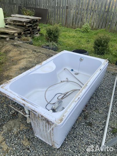 Продам душевую кабину 150*90