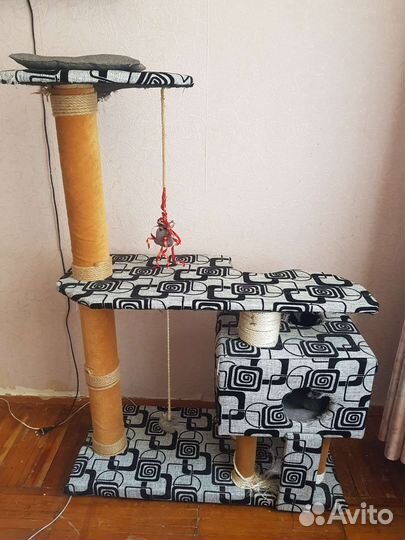 Домик для кошки с когтеточкой бу