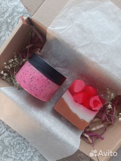 Подарочный набор на 8 марта, скраб и мыло