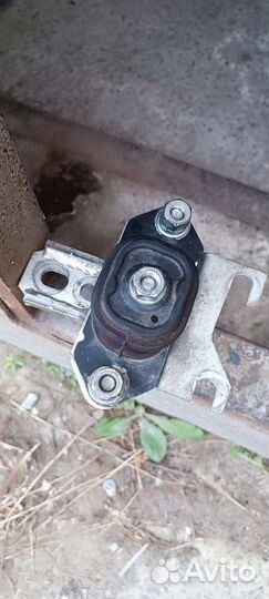 Усиленная правая опора двигателя Лада Веста Ducato