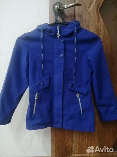 Ветровка для девочки