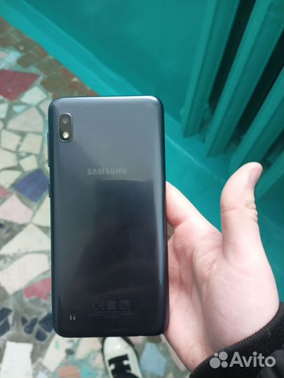 Samsung Galaxy A10, 4/32 ГБ