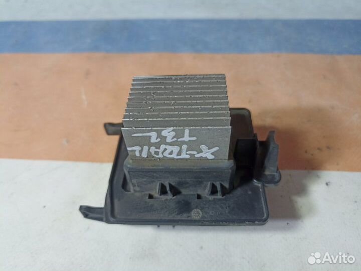 Реостат печки Nissan X-Trail T32 2.5 QR25DE