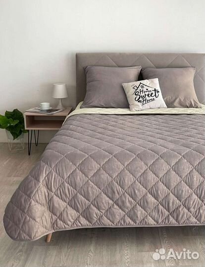 Постельное бельё с одеялом 2ка простынь евро