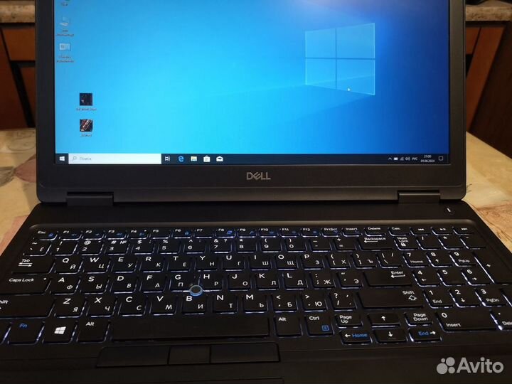 Dell Lattitude 5590 i5-8350U, 8GB, 256gb ssd, FHD