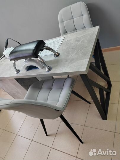 Маникюр/педикюр/наращивание ногтей