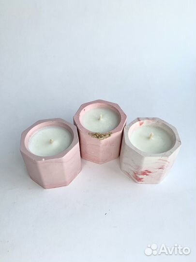 Свечи в гипсовом кашпо