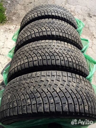 Michelin Latitude X-Ice XI2 245/45 R18