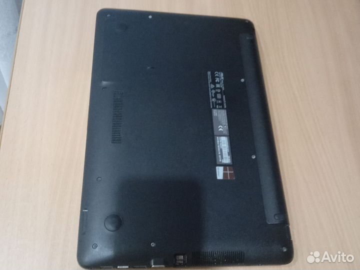Ноутбук asus